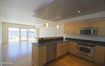 255 Sierra, Reno, Nevada 89501, ,1 BathroomBathrooms,Residential Lease,Manufactured,Sierra,250052185