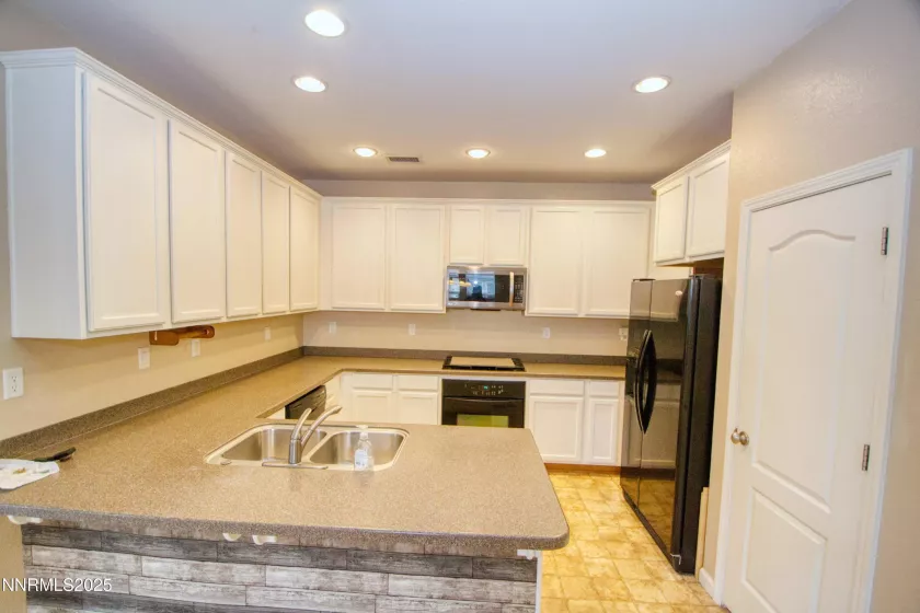 495 Cortono, Reno, Nevada 89521, 4 Bedrooms Bedrooms, ,2 BathroomsBathrooms,Residential Lease,Manufactured,Cortono,250052190