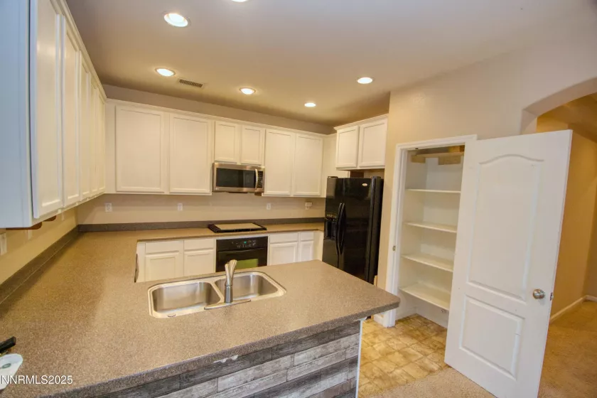 495 Cortono, Reno, Nevada 89521, 4 Bedrooms Bedrooms, ,2 BathroomsBathrooms,Residential Lease,Manufactured,Cortono,250052190