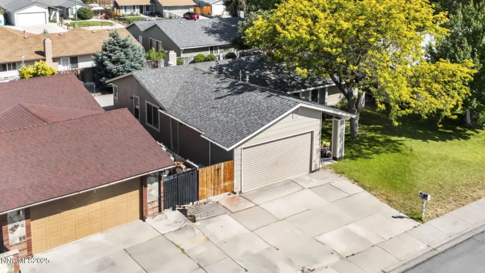 1069 Palmwood, Sparks, Nevada 89434, 3 Bedrooms Bedrooms, ,2 BathroomsBathrooms,Residential,Residential,Palmwood,250052193
