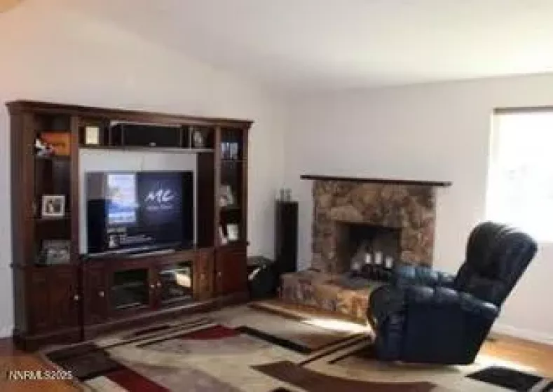 1069 Palmwood, Sparks, Nevada 89434, 3 Bedrooms Bedrooms, ,2 BathroomsBathrooms,Residential,Residential,Palmwood,250052193