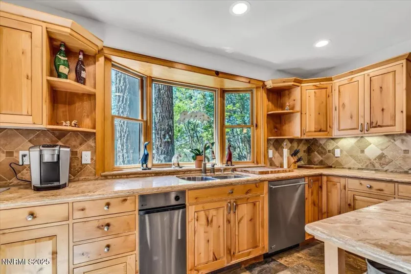 458 Center Street, Zephyr Cove, Nevada 89448, 4 Bedrooms Bedrooms, ,4 BathroomsBathrooms,Residential,Residential,Center Street,250052195