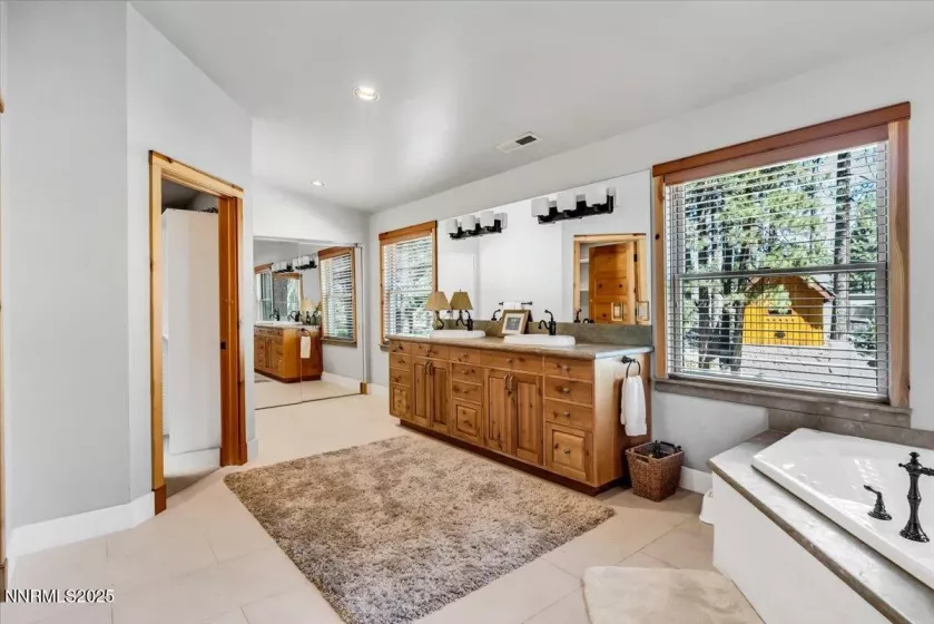 458 Center Street, Zephyr Cove, Nevada 89448, 4 Bedrooms Bedrooms, ,4 BathroomsBathrooms,Residential,Residential,Center Street,250052195