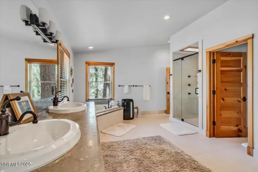 458 Center Street, Zephyr Cove, Nevada 89448, 4 Bedrooms Bedrooms, ,4 BathroomsBathrooms,Residential,Residential,Center Street,250052195