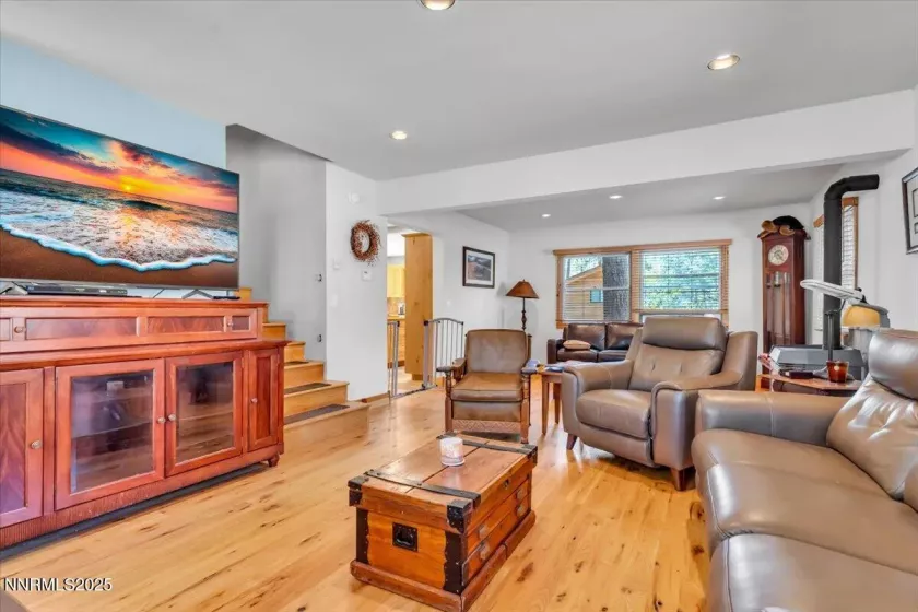 458 Center Street, Zephyr Cove, Nevada 89448, 4 Bedrooms Bedrooms, ,4 BathroomsBathrooms,Residential,Residential,Center Street,250052195