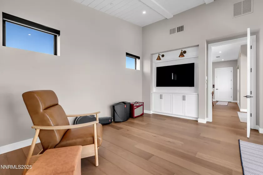 66 Caballada, Reno, Nevada 89511, 3 Bedrooms Bedrooms, ,4 BathroomsBathrooms,Residential,Residential,Caballada,250052199