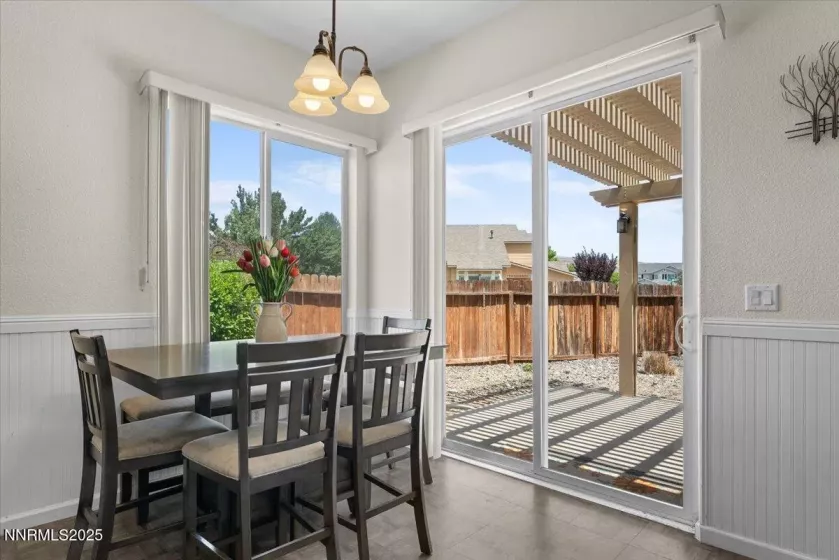 3254 Genil, Sparks, Nevada 89436, 3 Bedrooms Bedrooms, ,2 BathroomsBathrooms,Residential,Residential,Genil,250052212