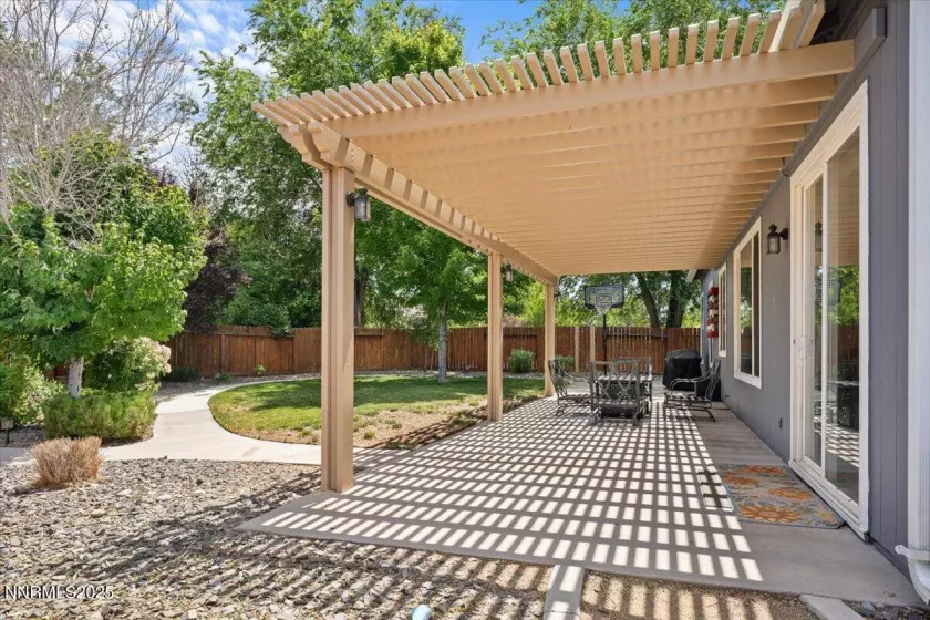 3254 Genil, Sparks, Nevada 89436, 3 Bedrooms Bedrooms, ,2 BathroomsBathrooms,Residential,Residential,Genil,250052212