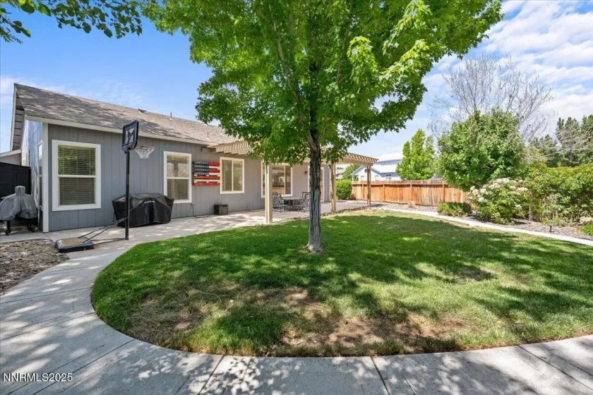 3254 Genil, Sparks, Nevada 89436, 3 Bedrooms Bedrooms, ,2 BathroomsBathrooms,Residential,Residential,Genil,250052212