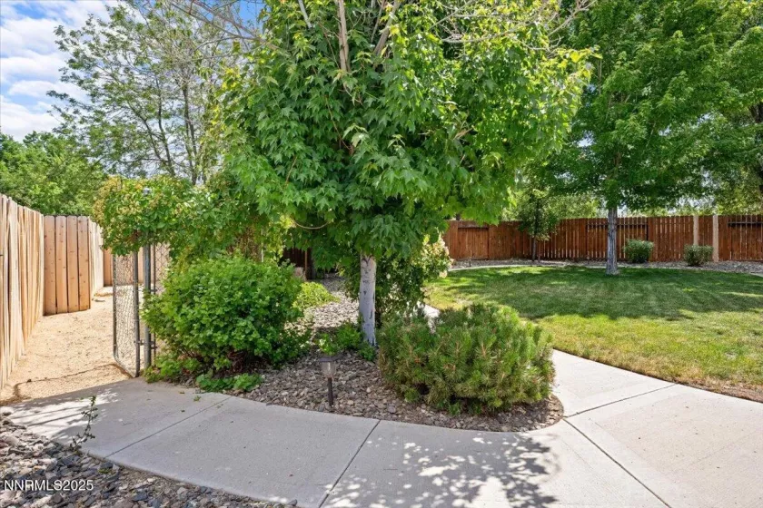 3254 Genil, Sparks, Nevada 89436, 3 Bedrooms Bedrooms, ,2 BathroomsBathrooms,Residential,Residential,Genil,250052212