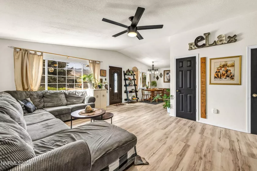 505 Yellow Jacket, Dayton, Nevada 89403, 3 Bedrooms Bedrooms, ,2 BathroomsBathrooms,Residential,Residential,Yellow Jacket,250052213