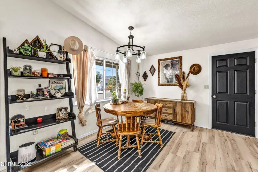 505 Yellow Jacket, Dayton, Nevada 89403, 3 Bedrooms Bedrooms, ,2 BathroomsBathrooms,Residential,Residential,Yellow Jacket,250052213