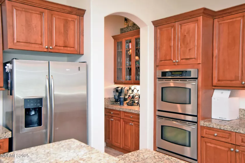 15180 Redmond Lp, Reno, Nevada 89511, 4 Bedrooms Bedrooms, ,3 BathroomsBathrooms,Residential,Residential,Redmond Lp,250052216