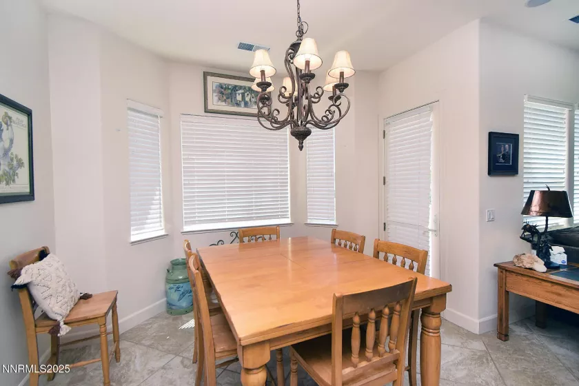 15180 Redmond Lp, Reno, Nevada 89511, 4 Bedrooms Bedrooms, ,3 BathroomsBathrooms,Residential,Residential,Redmond Lp,250052216