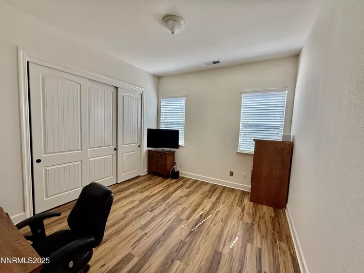 15180 Redmond Lp, Reno, Nevada 89511, 4 Bedrooms Bedrooms, ,3 BathroomsBathrooms,Residential,Residential,Redmond Lp,250052216