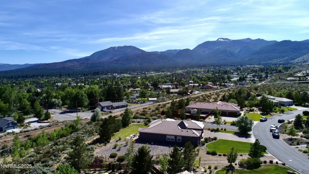 15180 Redmond Lp, Reno, Nevada 89511, 4 Bedrooms Bedrooms, ,3 BathroomsBathrooms,Residential,Residential,Redmond Lp,250052216