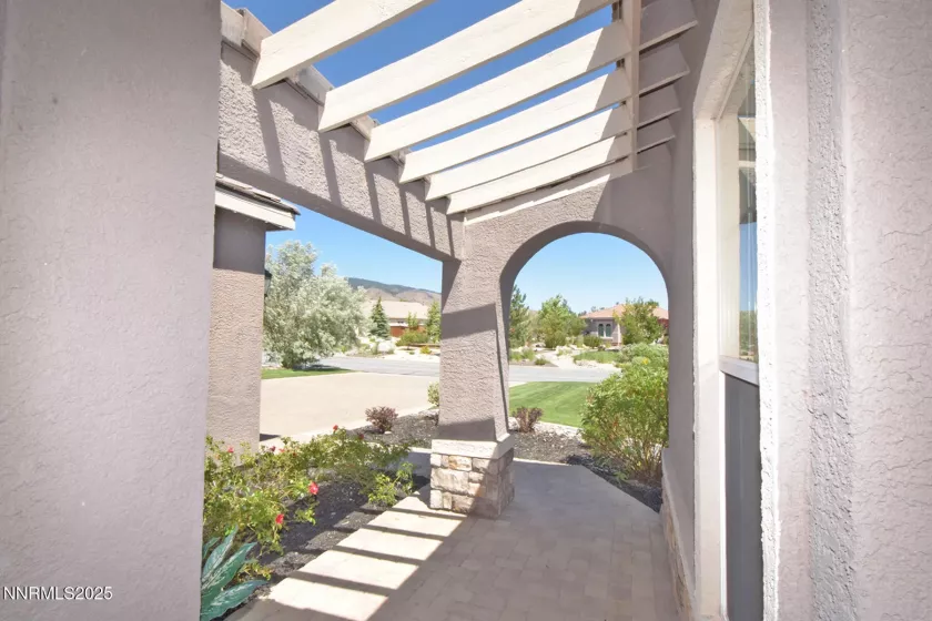 15180 Redmond Lp, Reno, Nevada 89511, 4 Bedrooms Bedrooms, ,3 BathroomsBathrooms,Residential,Residential,Redmond Lp,250052216