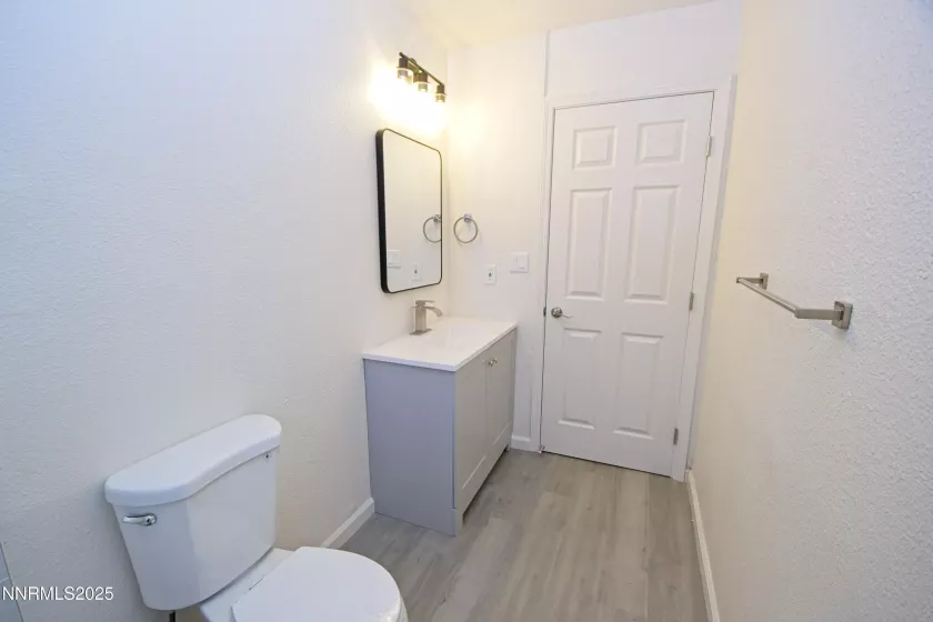 985 10th, Sparks, Nevada 89431, ,Residential Income,Residential,10th,250052217
