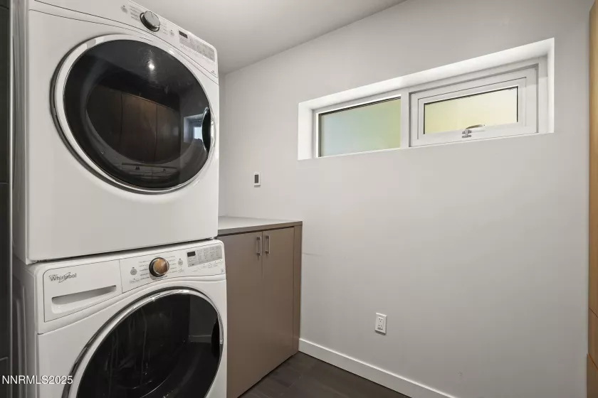 1296 Nixon, Reno, Nevada 89509, 2 Bedrooms Bedrooms, ,2 BathroomsBathrooms,Residential,Residential,Nixon,250052218