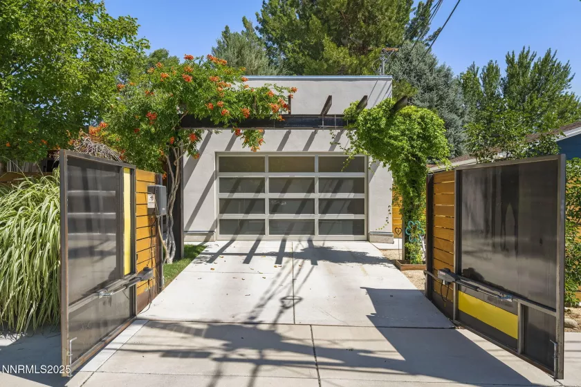 1296 Nixon, Reno, Nevada 89509, 2 Bedrooms Bedrooms, ,2 BathroomsBathrooms,Residential,Residential,Nixon,250052218