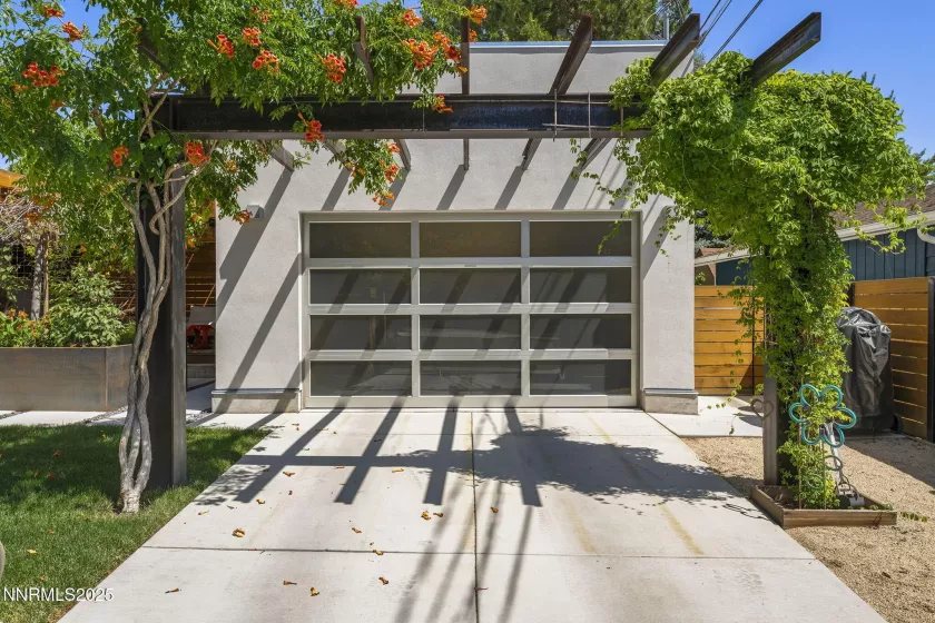 1296 Nixon, Reno, Nevada 89509, 2 Bedrooms Bedrooms, ,2 BathroomsBathrooms,Residential,Residential,Nixon,250052218
