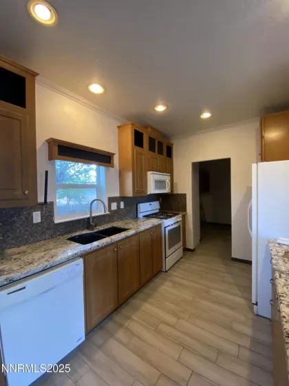 7 Palomino, Yerington, Nevada 89447, 3 Bedrooms Bedrooms, ,2 BathroomsBathrooms,Residential,Residential,Palomino,250052221