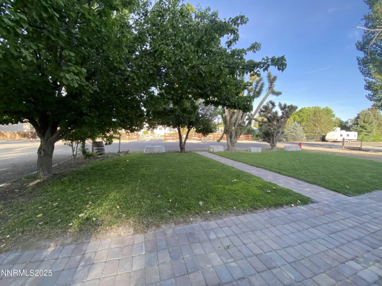7 Palomino, Yerington, Nevada 89447, 3 Bedrooms Bedrooms, ,2 BathroomsBathrooms,Residential,Residential,Palomino,250052221