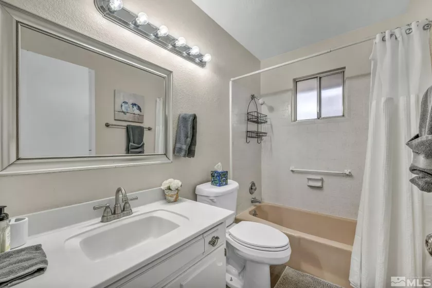 1490 Foster, Reno, Nevada 89509, 3 Bedrooms Bedrooms, ,2 BathroomsBathrooms,Residential Lease,Manufactured,Foster,240014632