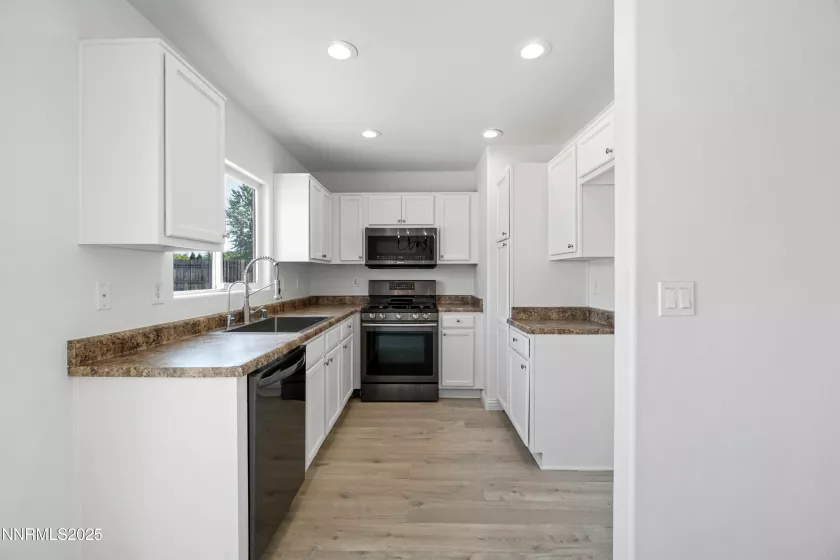 130 Deschutes, Dayton, Nevada 89403, 3 Bedrooms Bedrooms, ,2 BathroomsBathrooms,Residential,Residential,Deschutes,250052142