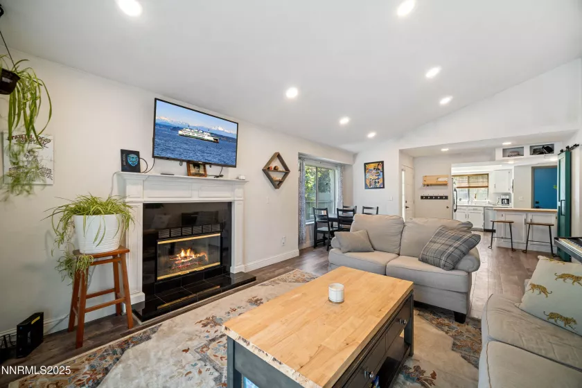 2787 Randolph, Reno, Nevada 89502, 2 Bedrooms Bedrooms, ,2 BathroomsBathrooms,Residential,Residential,Randolph,250052147