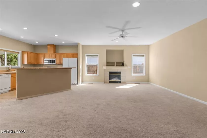 9732 Autumn Leaf, Reno, Nevada 89506, 3 Bedrooms Bedrooms, ,2 BathroomsBathrooms,Residential,Residential,Autumn Leaf,250052224