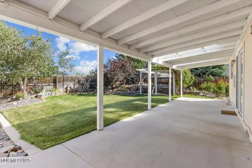 9732 Autumn Leaf, Reno, Nevada 89506, 3 Bedrooms Bedrooms, ,2 BathroomsBathrooms,Residential,Residential,Autumn Leaf,250052224
