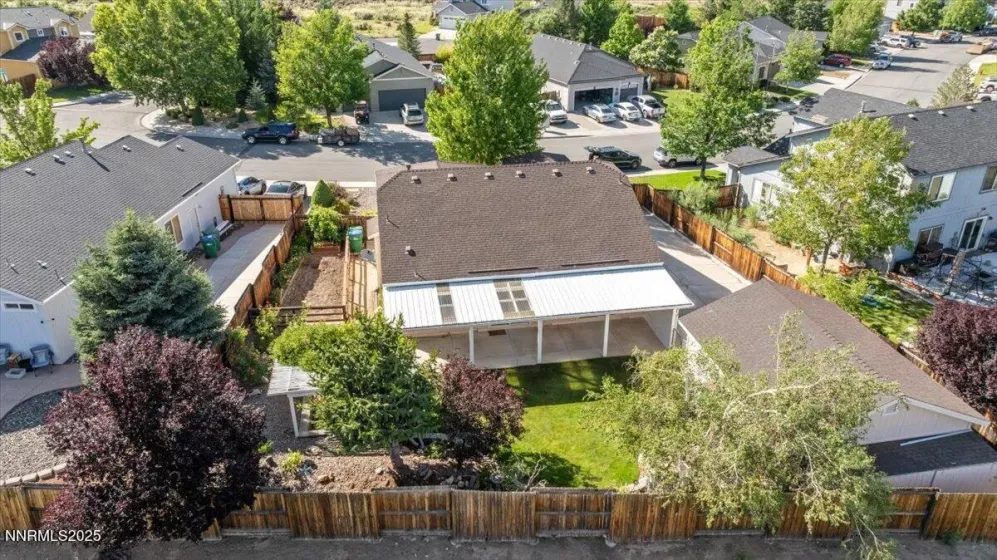 9732 Autumn Leaf, Reno, Nevada 89506, 3 Bedrooms Bedrooms, ,2 BathroomsBathrooms,Residential,Residential,Autumn Leaf,250052224