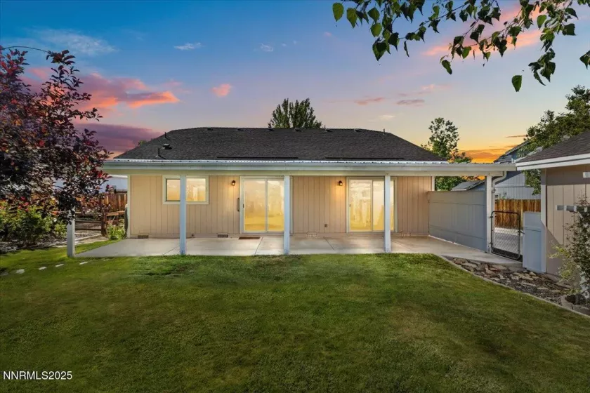 9732 Autumn Leaf, Reno, Nevada 89506, 3 Bedrooms Bedrooms, ,2 BathroomsBathrooms,Residential,Residential,Autumn Leaf,250052224