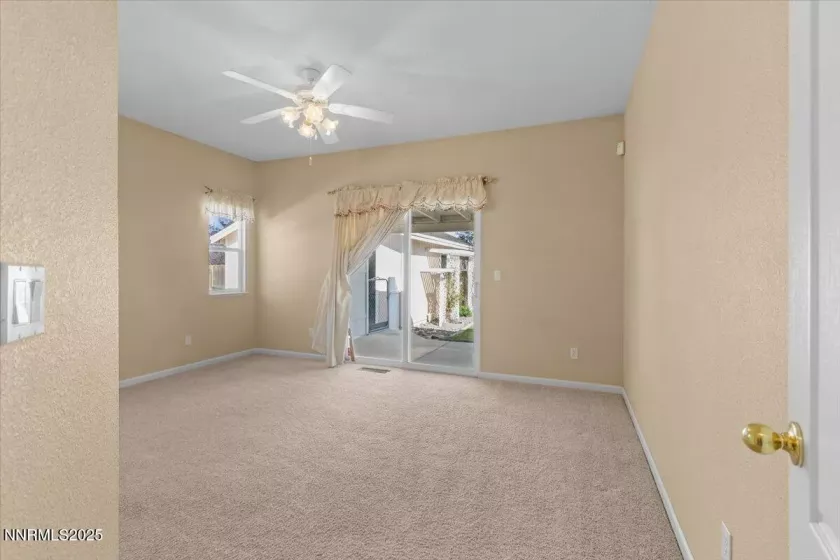 9732 Autumn Leaf, Reno, Nevada 89506, 3 Bedrooms Bedrooms, ,2 BathroomsBathrooms,Residential,Residential,Autumn Leaf,250052224