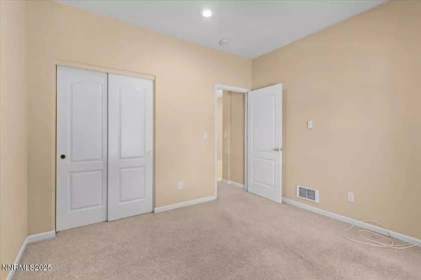 9732 Autumn Leaf, Reno, Nevada 89506, 3 Bedrooms Bedrooms, ,2 BathroomsBathrooms,Residential,Residential,Autumn Leaf,250052224