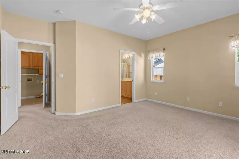 9732 Autumn Leaf, Reno, Nevada 89506, 3 Bedrooms Bedrooms, ,2 BathroomsBathrooms,Residential,Residential,Autumn Leaf,250052224