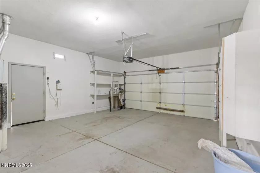 9732 Autumn Leaf, Reno, Nevada 89506, 3 Bedrooms Bedrooms, ,2 BathroomsBathrooms,Residential,Residential,Autumn Leaf,250052224