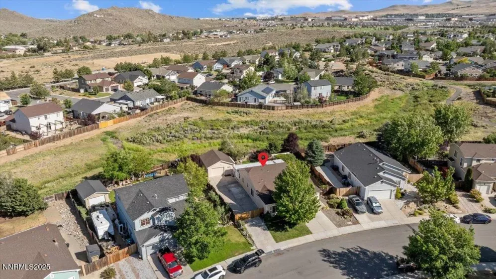 9732 Autumn Leaf, Reno, Nevada 89506, 3 Bedrooms Bedrooms, ,2 BathroomsBathrooms,Residential,Residential,Autumn Leaf,250052224