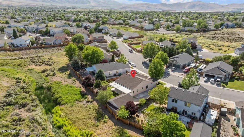 9732 Autumn Leaf, Reno, Nevada 89506, 3 Bedrooms Bedrooms, ,2 BathroomsBathrooms,Residential,Residential,Autumn Leaf,250052224