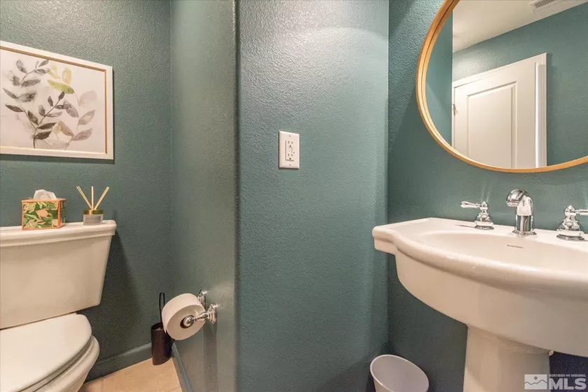 1647 Lone Oak, Reno, Nevada 89523, 3 Bedrooms Bedrooms, ,3 BathroomsBathrooms,Residential,Residential,Lone Oak,250003059