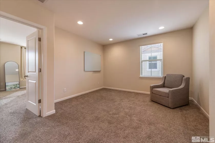 1647 Lone Oak, Reno, Nevada 89523, 3 Bedrooms Bedrooms, ,3 BathroomsBathrooms,Residential,Residential,Lone Oak,250003059
