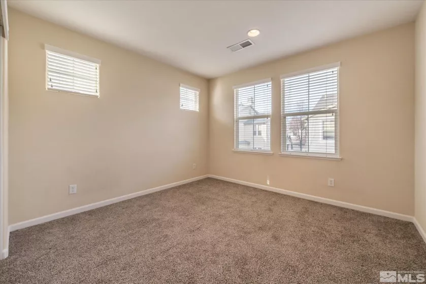 1647 Lone Oak, Reno, Nevada 89523, 3 Bedrooms Bedrooms, ,3 BathroomsBathrooms,Residential,Residential,Lone Oak,250003059