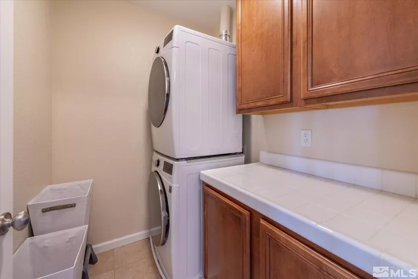1647 Lone Oak, Reno, Nevada 89523, 3 Bedrooms Bedrooms, ,3 BathroomsBathrooms,Residential,Residential,Lone Oak,250003059