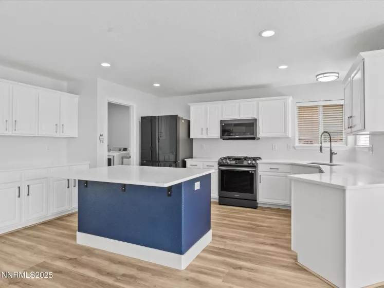 1103 Dixie, Fernley, Nevada 89408, 3 Bedrooms Bedrooms, ,2 BathroomsBathrooms,Residential,Residential,Dixie,250052232
