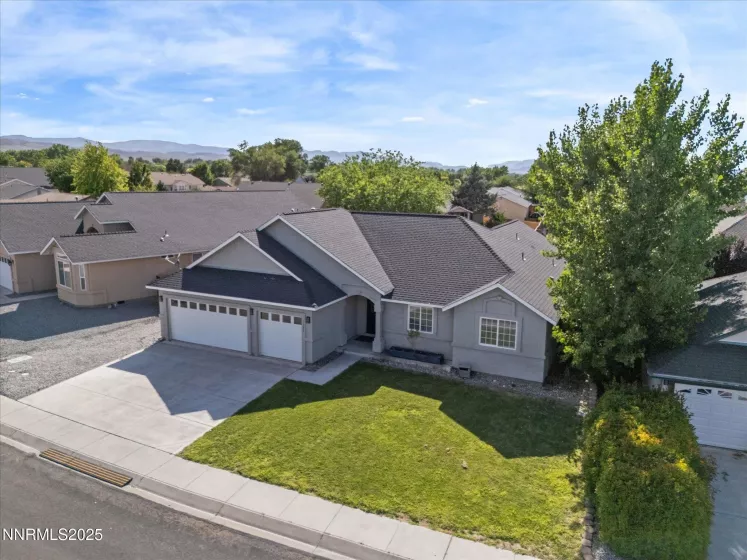 1103 Dixie, Fernley, Nevada 89408, 3 Bedrooms Bedrooms, ,2 BathroomsBathrooms,Residential,Residential,Dixie,250052232