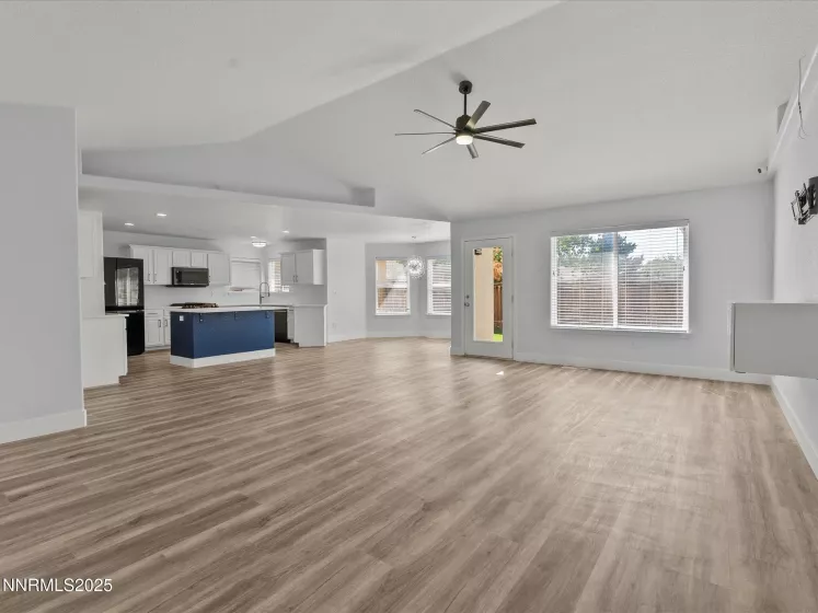 1103 Dixie, Fernley, Nevada 89408, 3 Bedrooms Bedrooms, ,2 BathroomsBathrooms,Residential,Residential,Dixie,250052232