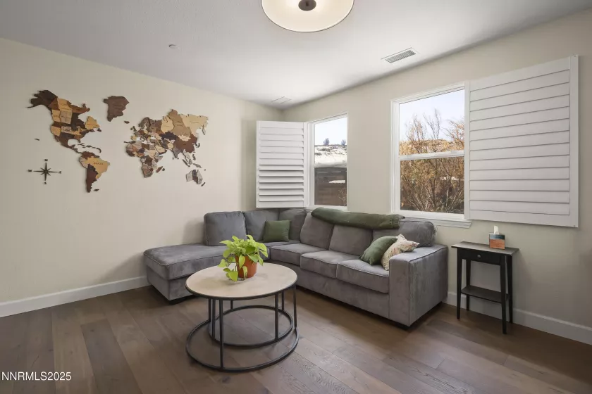 3375 Culpepper, Sparks, Nevada 89434, 4 Bedrooms Bedrooms, ,4 BathroomsBathrooms,Residential,Residential,Culpepper,250052233