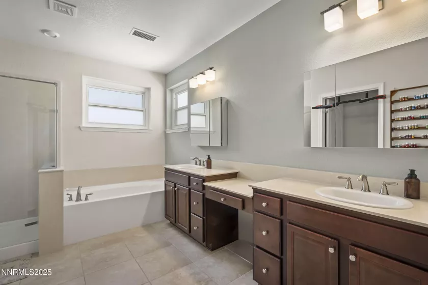 3375 Culpepper, Sparks, Nevada 89434, 4 Bedrooms Bedrooms, ,4 BathroomsBathrooms,Residential,Residential,Culpepper,250052233