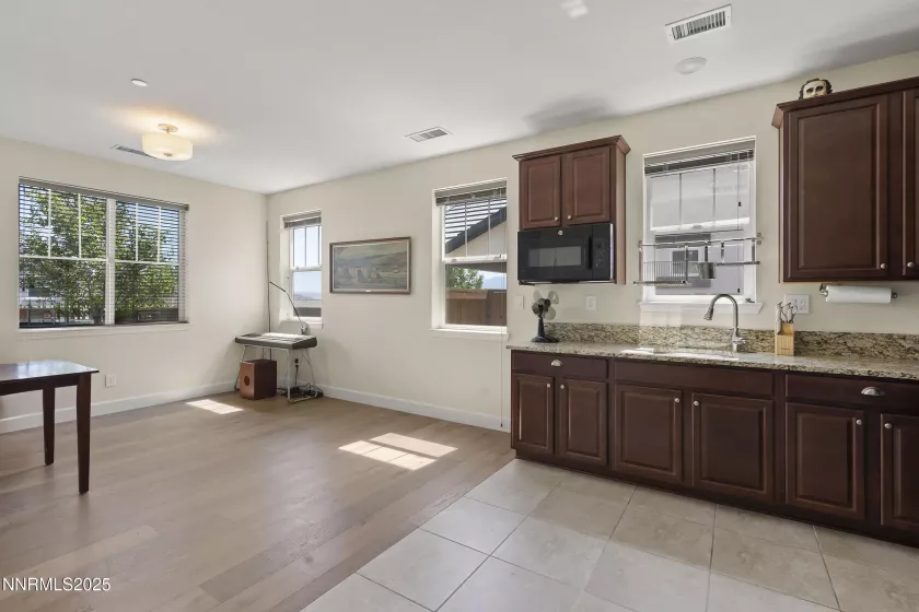 3375 Culpepper, Sparks, Nevada 89434, 4 Bedrooms Bedrooms, ,4 BathroomsBathrooms,Residential,Residential,Culpepper,250052233